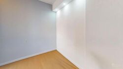 Sky Vue (D20), Condominium #571811001